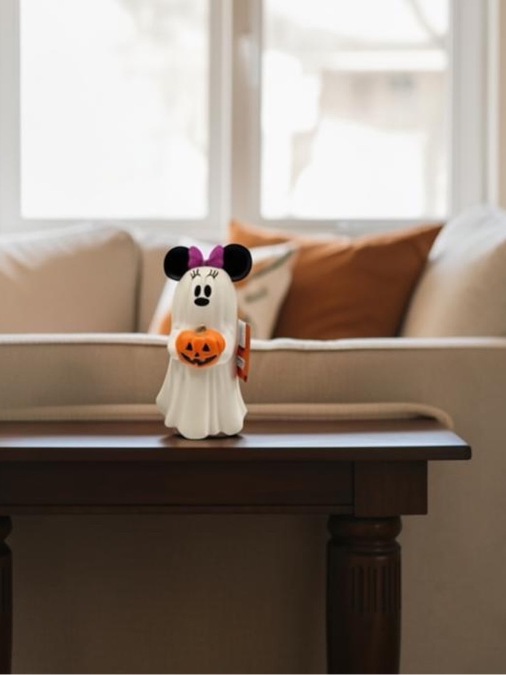 NEW 2026 Disney Halloween Minnie Mouse Light Up Decor NWT - Picture 2 of 11